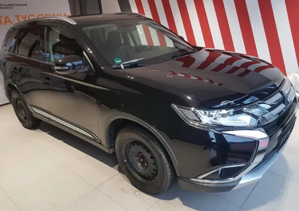 mitsubishi outlander kujawsko-pomorskie Mitsubishi Outlander cena 75000 przebieg: 136254, rok produkcji 2016 z Szczucin